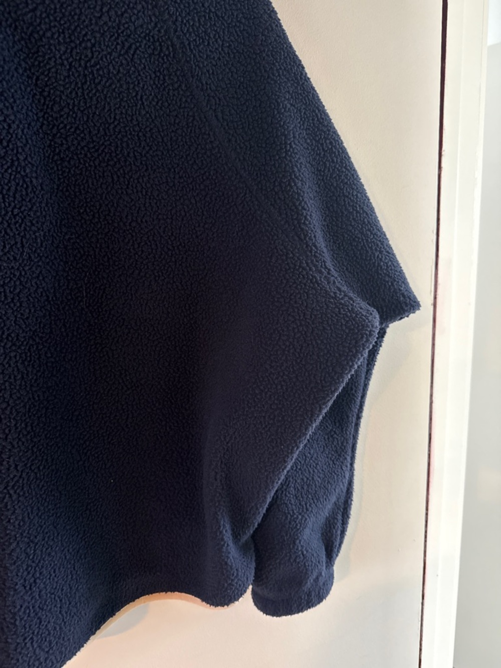 Thread & supply fleece pullover - Picture 9 of 10